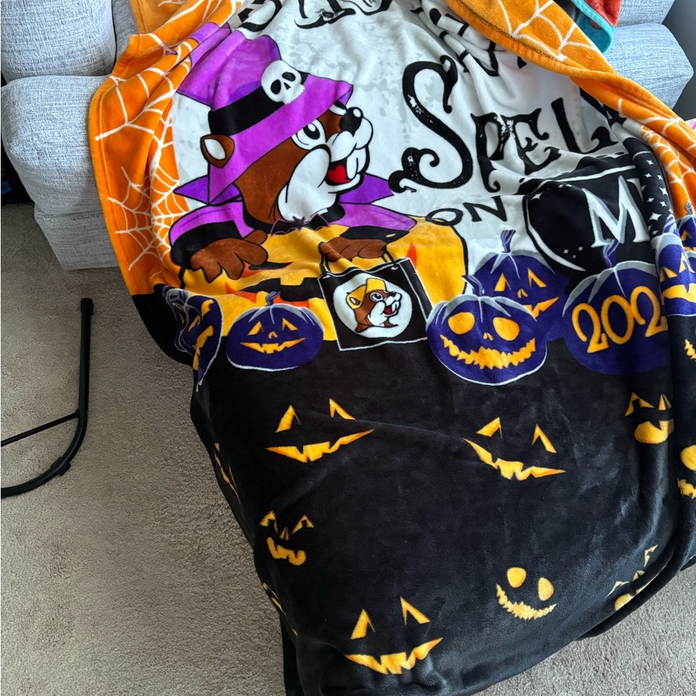 Buc-ee’s Halloween Costume Blanket - Orange, Black, Purple